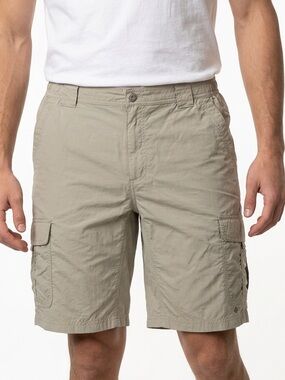 Columbia Sportswear Men's Beige Cargo Shorts Size L Omni-Wick‎ Casual